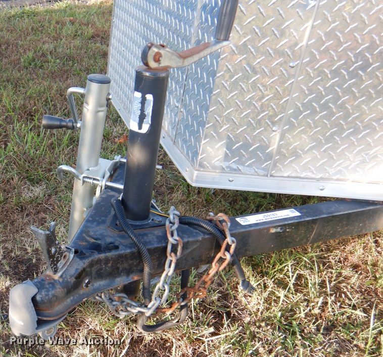 image for item JS9183 2010 Lark United VT510SA  enclosed cargo trailer