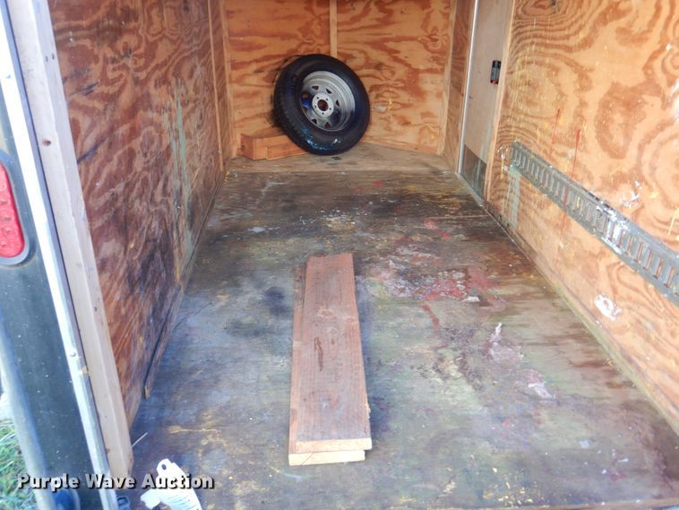 image for item JS9183 2010 Lark United VT510SA  enclosed cargo trailer