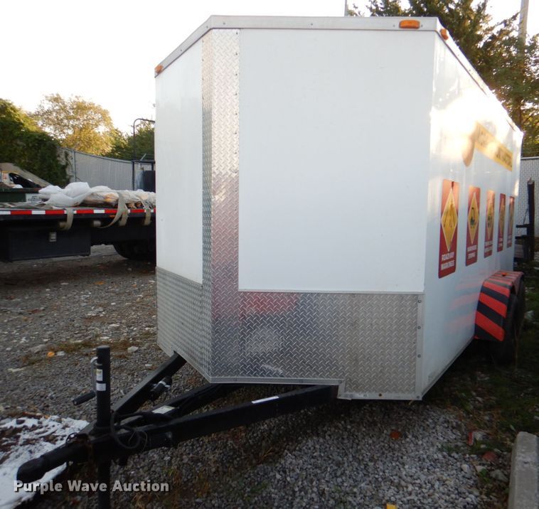 image for item JS9184 2013 Arising Industries 714VTRW  enclosed cargo trailer