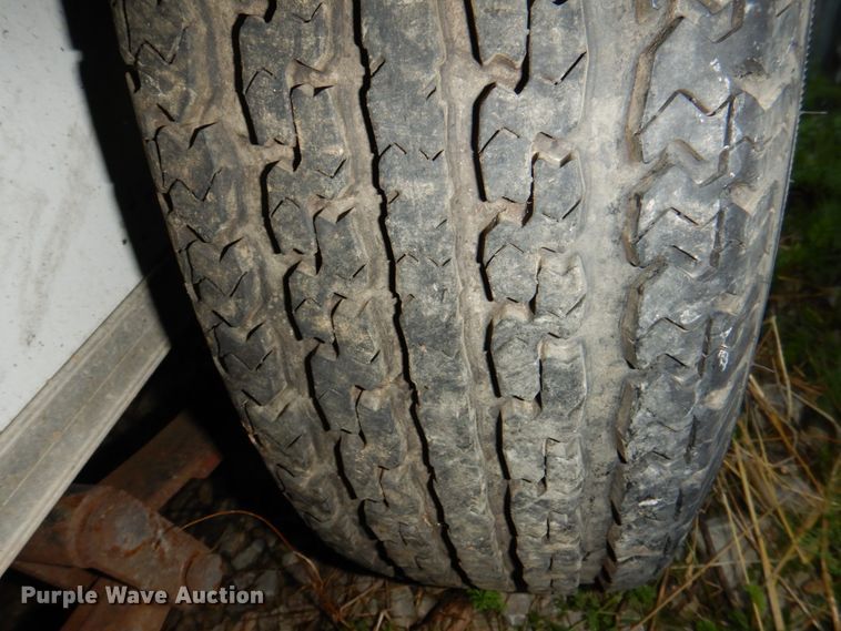 image for item JS9184 2013 Arising Industries 714VTRW  enclosed cargo trailer