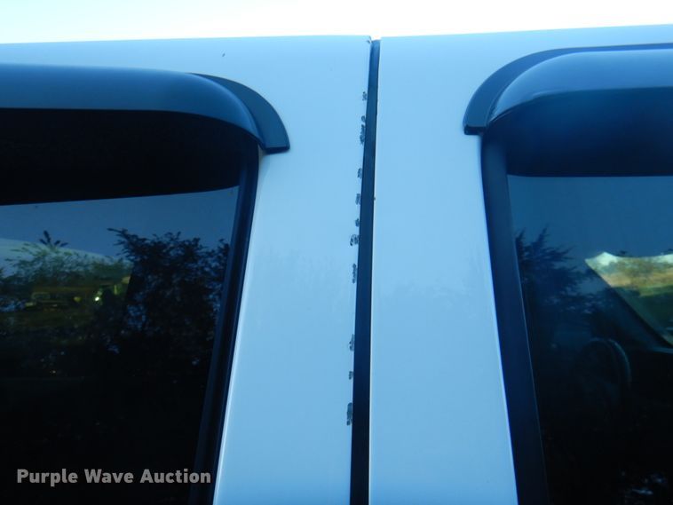 image for item JS9216 2004 Chevrolet Silverado 1500  Ext. Cab pickup truck