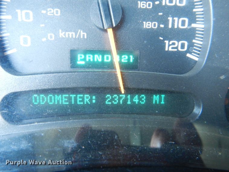 image for item JS9216 2004 Chevrolet Silverado 1500  Ext. Cab pickup truck