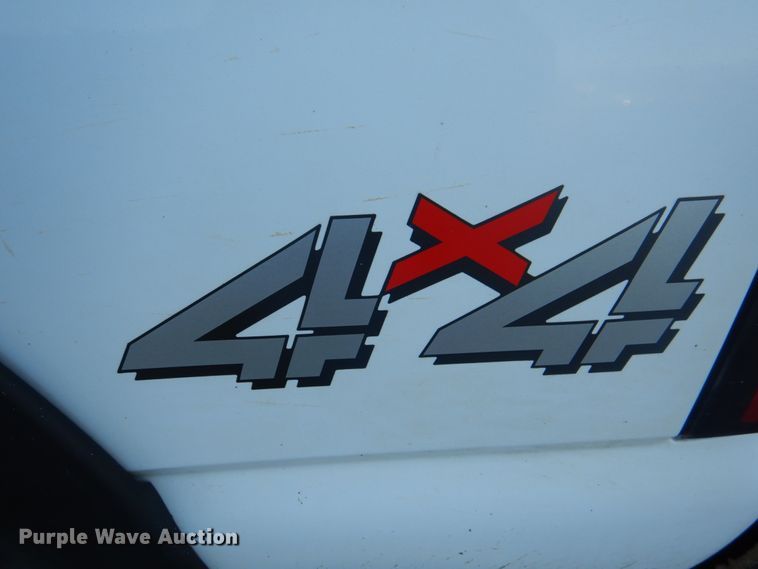 image for item JS9216 2004 Chevrolet Silverado 1500  Ext. Cab pickup truck