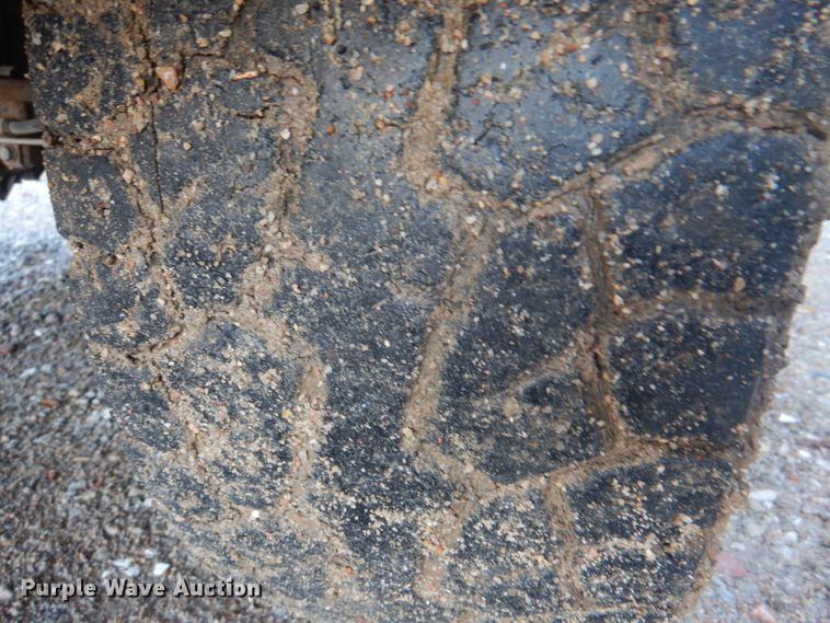 image for item JS9216 2004 Chevrolet Silverado 1500  Ext. Cab pickup truck