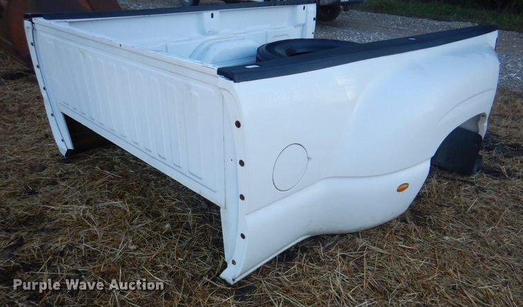 image for item JS9217 Chevrolet  pickup truck bed