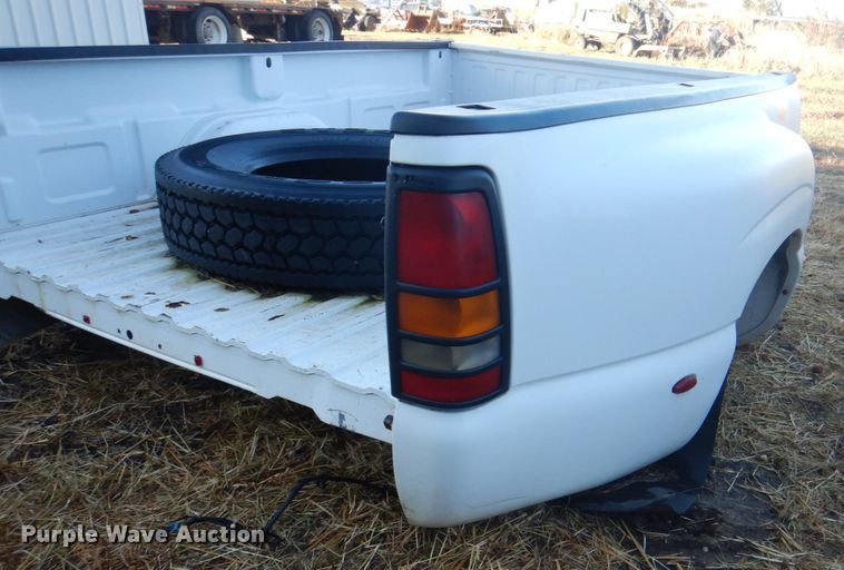 image for item JS9217 Chevrolet  pickup truck bed