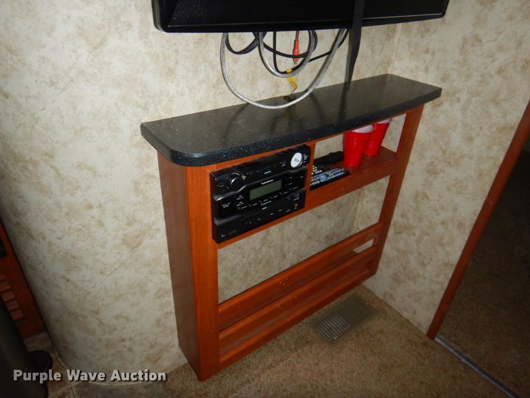 image for item JS9225 2012 Keystone Cougar  camper