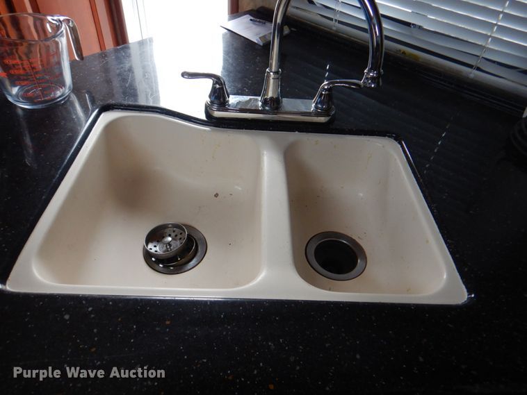 image for item JS9225 2012 Keystone Cougar  camper