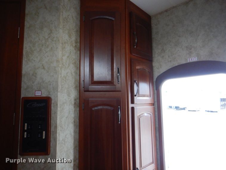 image for item JS9225 2012 Keystone Cougar  camper