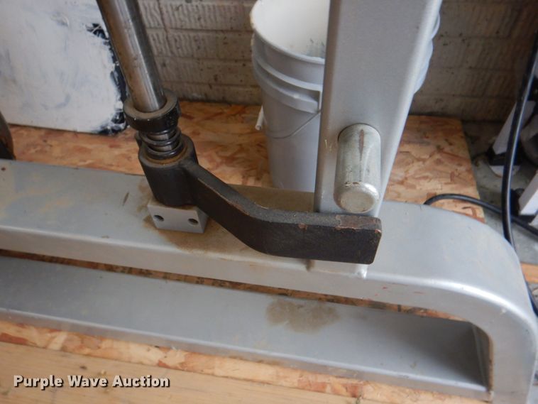 image for item JS9274 Precor Icarian Line Smith  squat machine