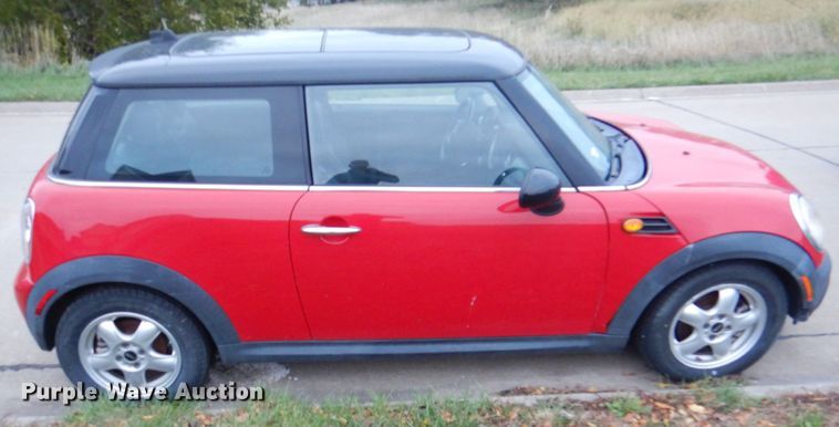 image for item JS9275 2011 Mini Cooper