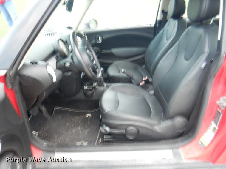 image for item JS9275 2011 Mini Cooper