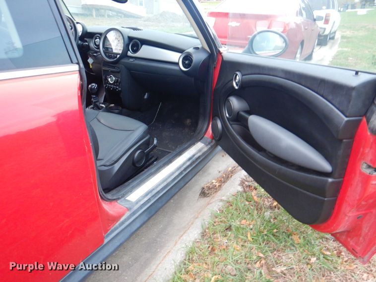 image for item JS9275 2011 Mini Cooper