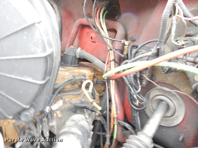 image for item JS9455 2002 Ford F650 Super Duty  truck cab and chassis