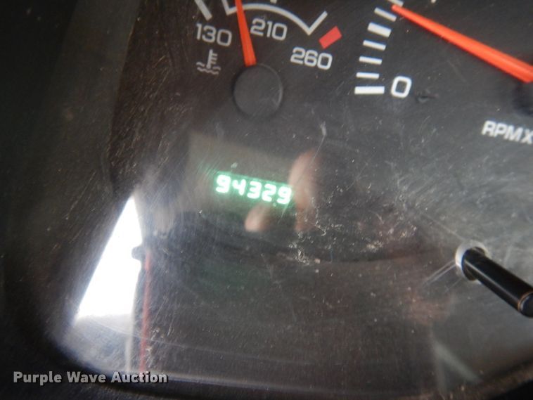 image for item JS9457 1999 Dodge Dakota  Crew Cab pickup truck