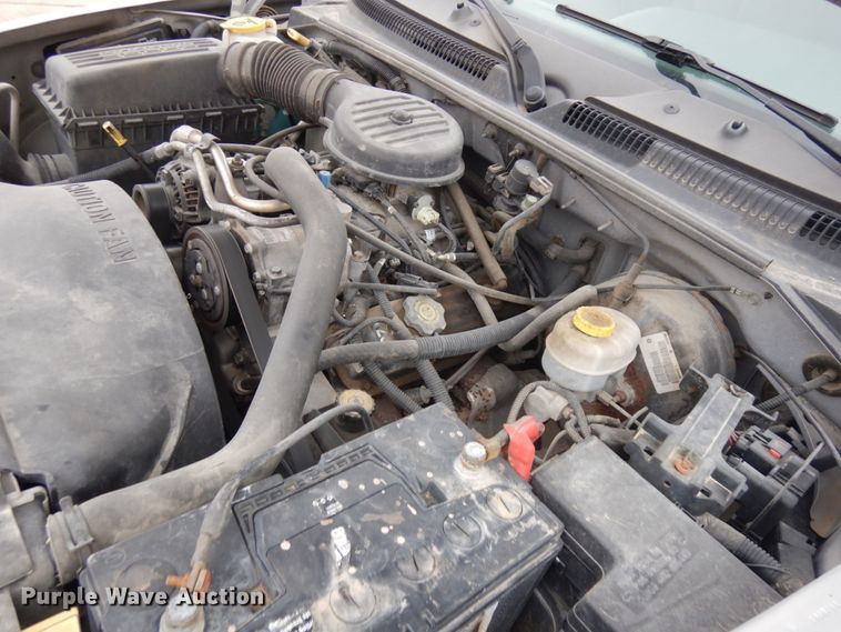 image for item JS9457 1999 Dodge Dakota  Crew Cab pickup truck