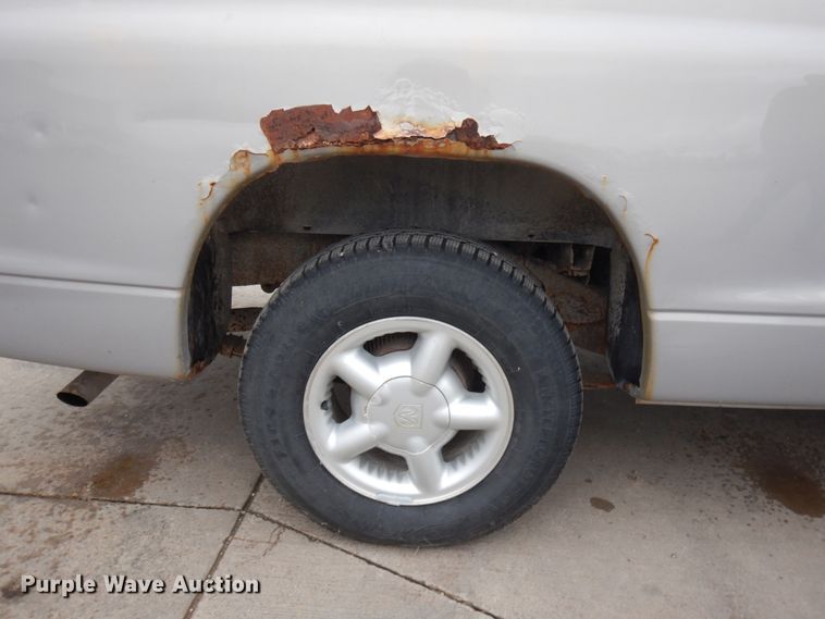 image for item JS9457 1999 Dodge Dakota  Crew Cab pickup truck
