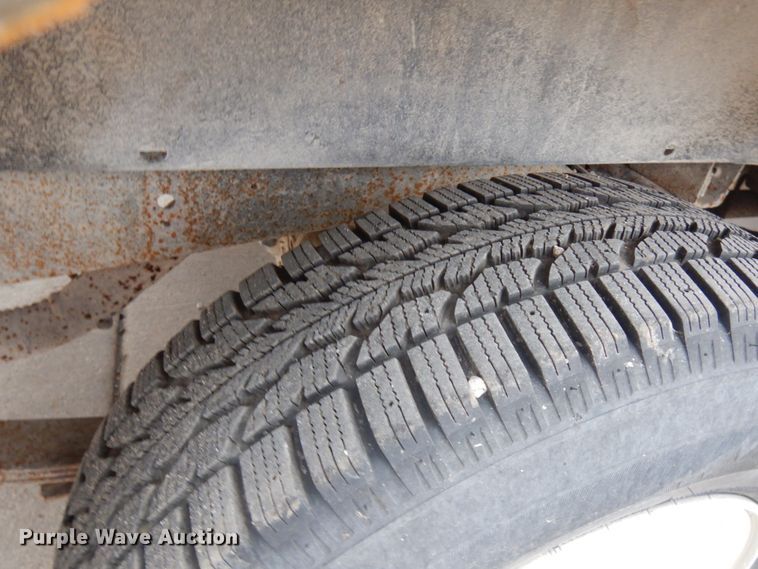 image for item JS9457 1999 Dodge Dakota  Crew Cab pickup truck