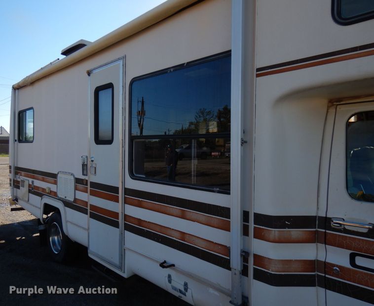 image for item JS9459 1984 Ford E350  RV