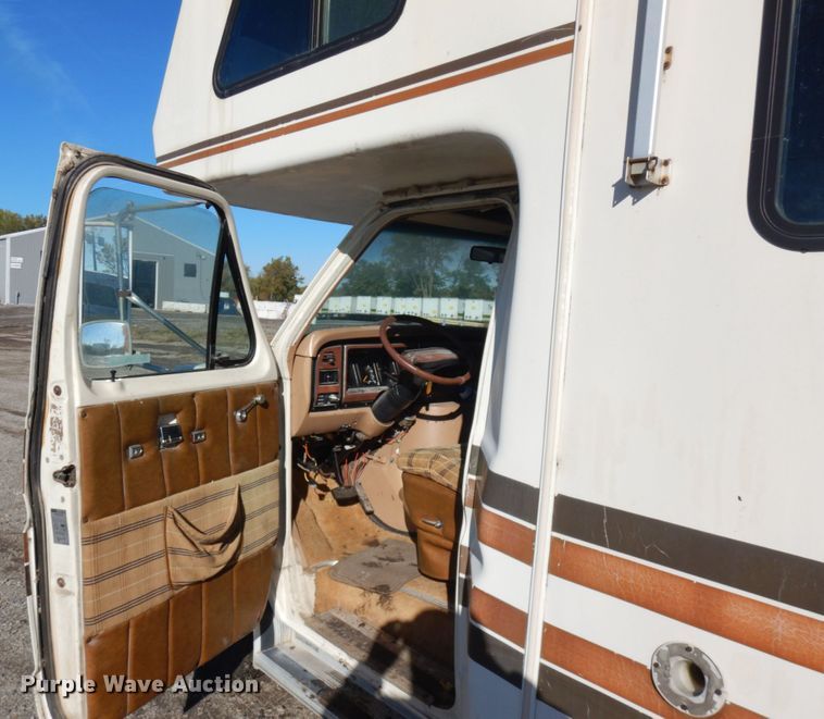 image for item JS9459 1984 Ford E350  RV