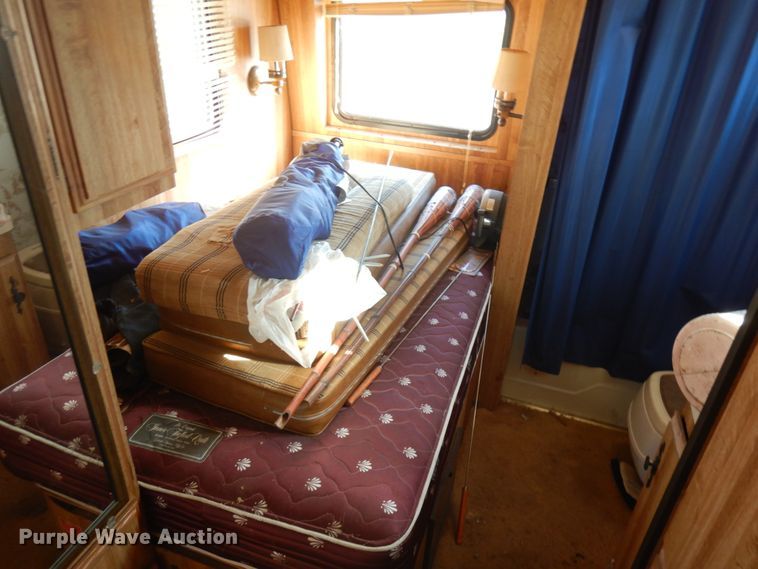 image for item JS9459 1984 Ford E350  RV