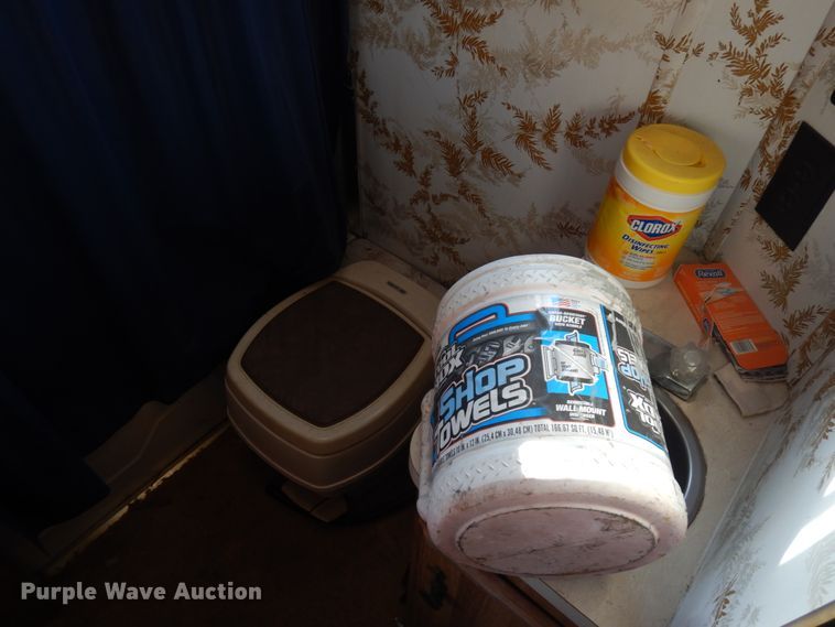 image for item JS9459 1984 Ford E350  RV