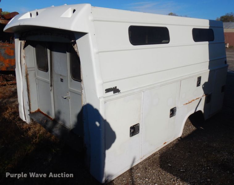 image for item JS9461 Service / utility bed