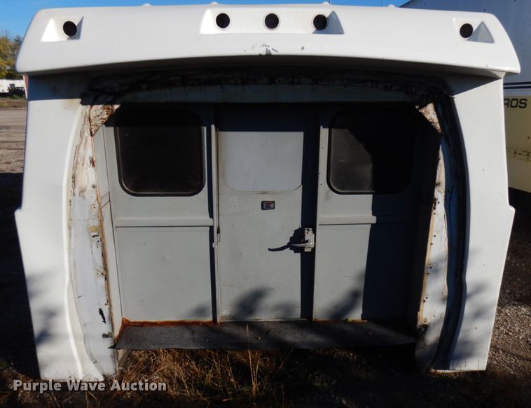 image for item JS9461 Service / utility bed