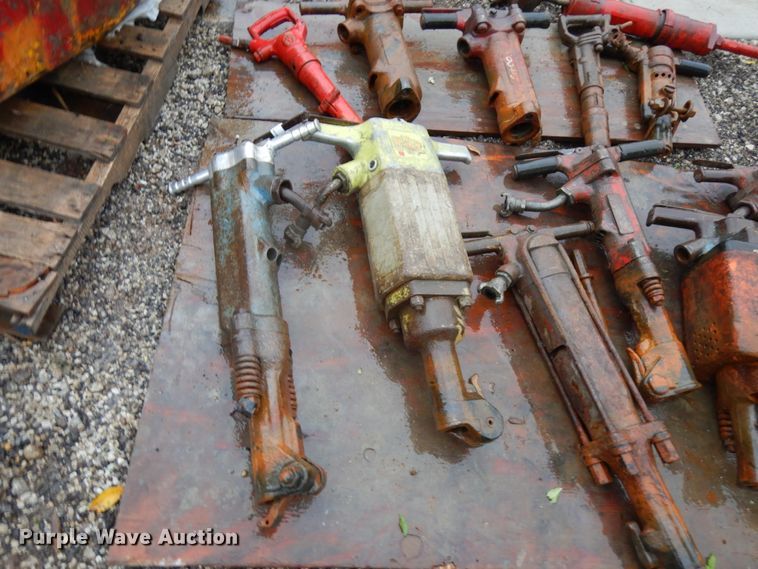 image for item JS9471 (15) breakers