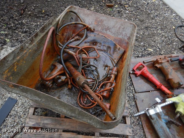 image for item JS9471 (15) breakers