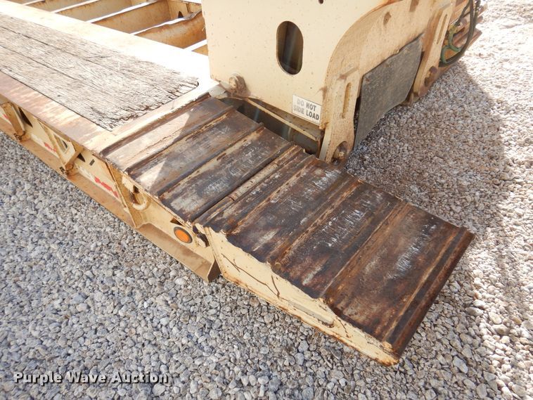 image for item JT9496 2012 Trail King TK110HDG533  lowboy equipment trailer