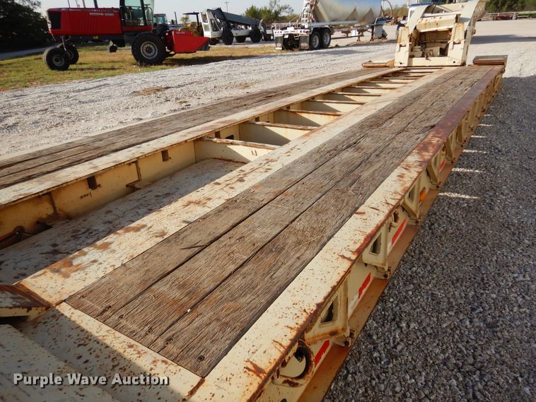 image for item JT9496 2012 Trail King TK110HDG533  lowboy equipment trailer