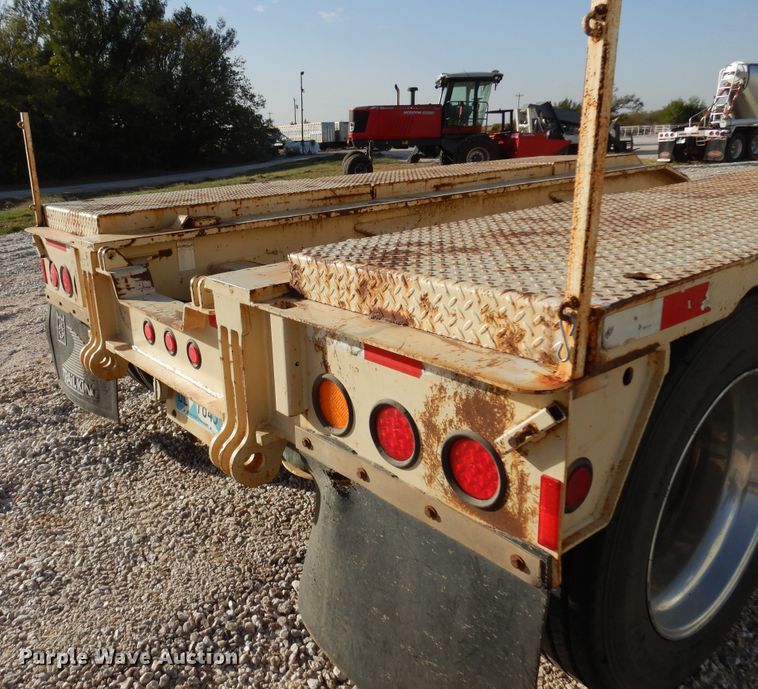 image for item JT9496 2012 Trail King TK110HDG533  lowboy equipment trailer