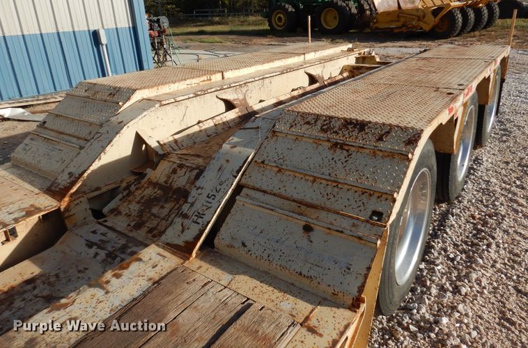 image for item JT9496 2012 Trail King TK110HDG533  lowboy equipment trailer