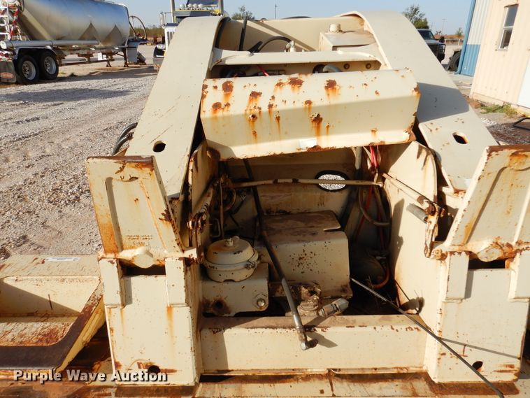 image for item JT9496 2012 Trail King TK110HDG533  lowboy equipment trailer