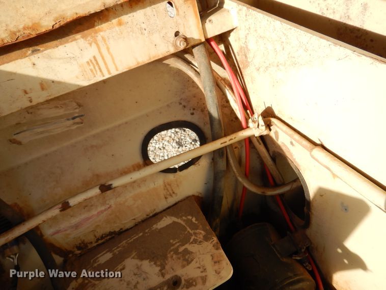 image for item JT9496 2012 Trail King TK110HDG533  lowboy equipment trailer