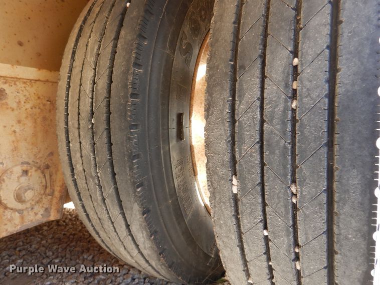 image for item JT9496 2012 Trail King TK110HDG533  lowboy equipment trailer