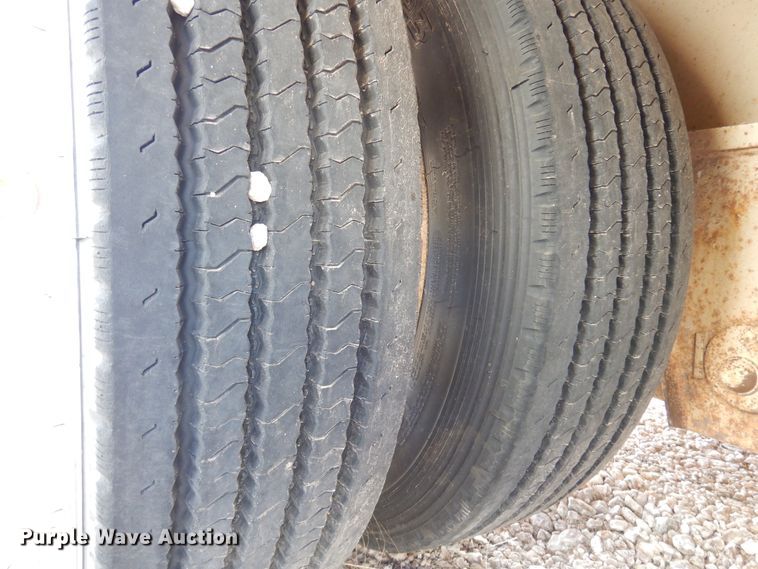 image for item JT9496 2012 Trail King TK110HDG533  lowboy equipment trailer