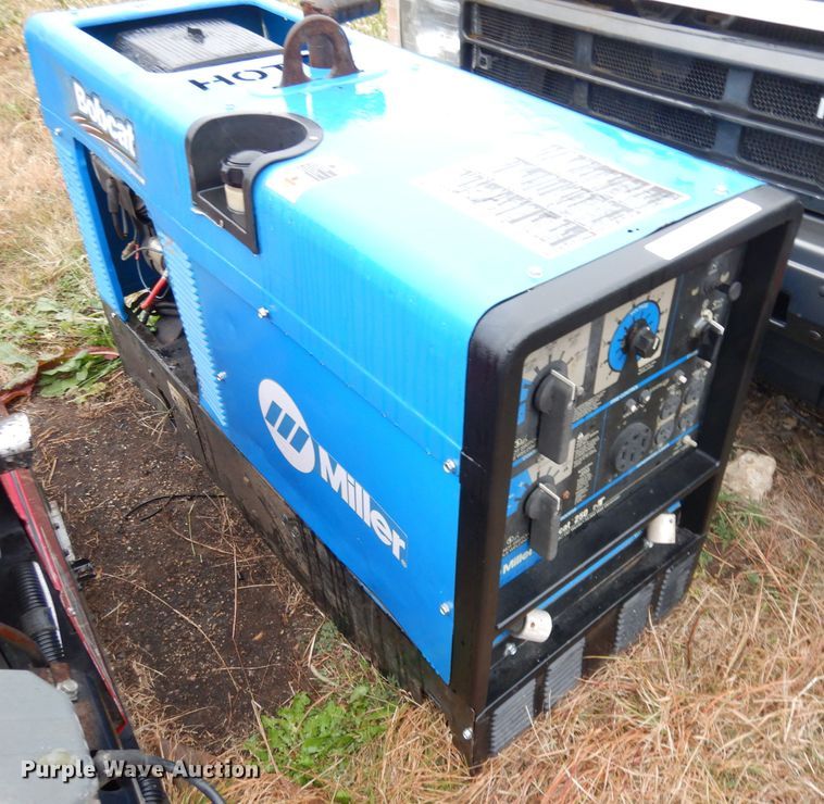 image for item KA9641 Miller Bobcat 250  welder