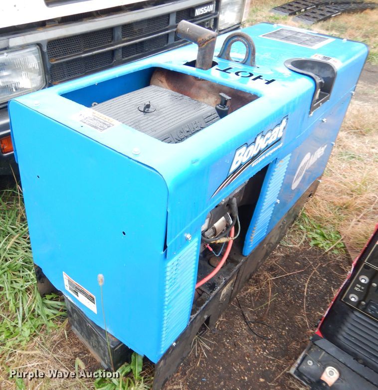 image for item KA9641 Miller Bobcat 250  welder