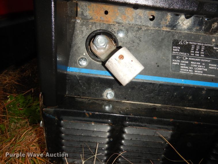 image for item KA9641 Miller Bobcat 250  welder