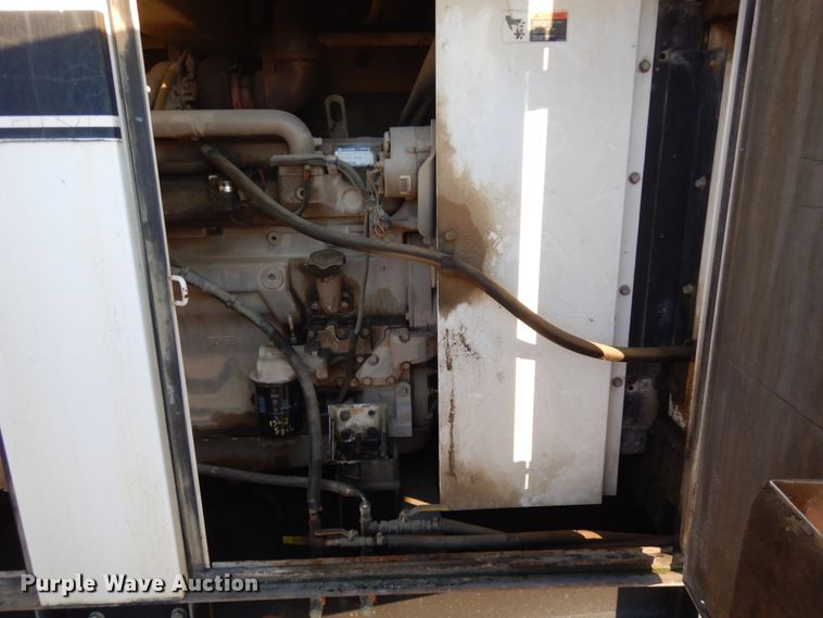 image for item KK9774 Whisperwatt DCA-125SSJU  generator