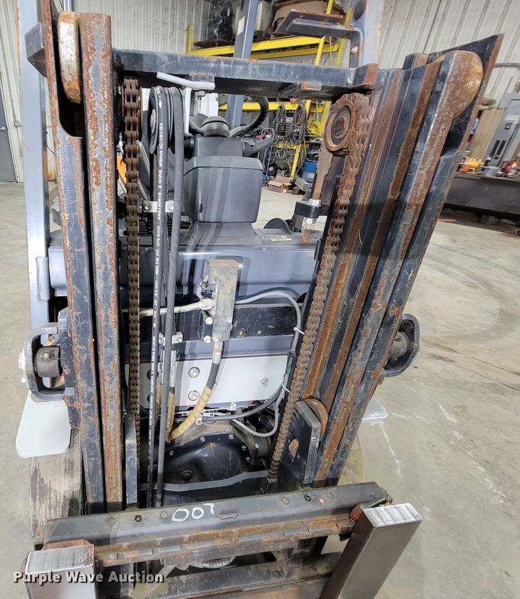 image for item KQ9103 Toyota 7FGGU20  forklift