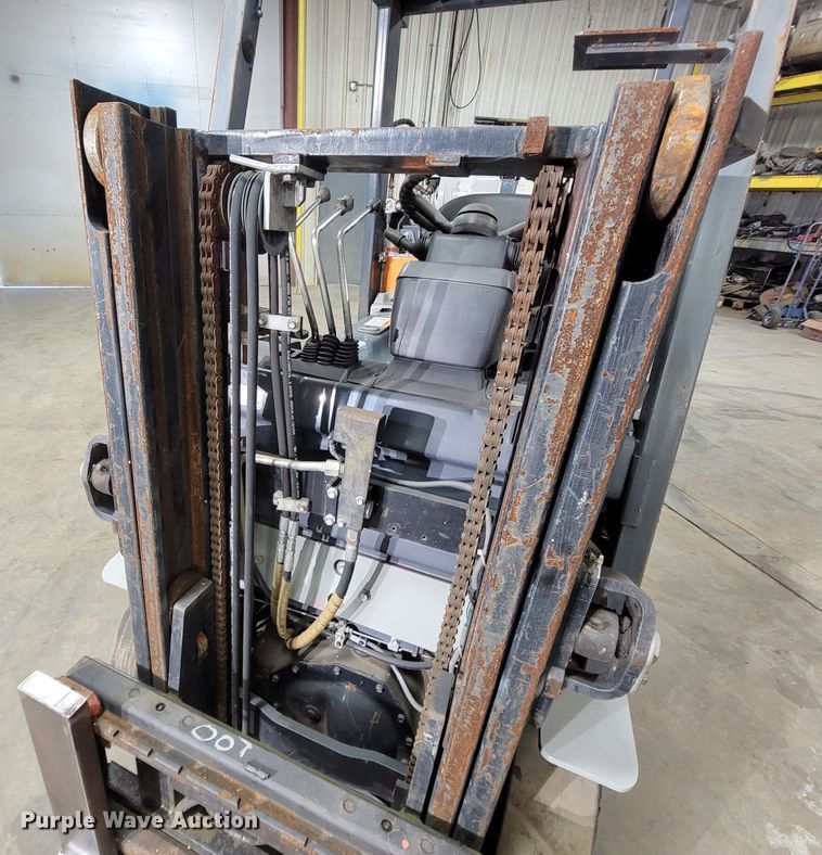 image for item KQ9103 Toyota 7FGGU20  forklift