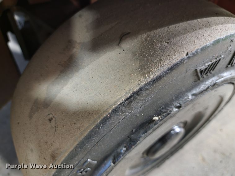 image for item KQ9103 Toyota 7FGGU20  forklift