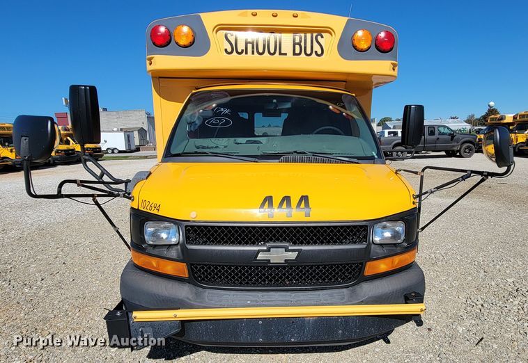 image for item KQ9108 2010 Chevrolet Express G3500  school bus