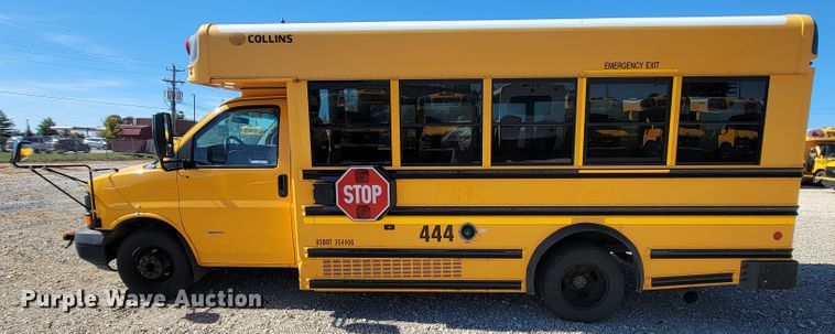 image for item KQ9108 2010 Chevrolet Express G3500  school bus