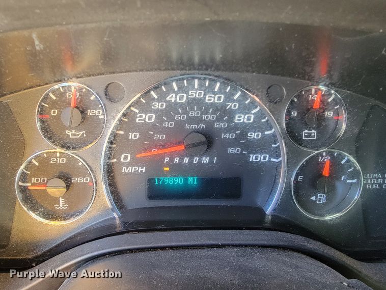 image for item KQ9108 2010 Chevrolet Express G3500  school bus