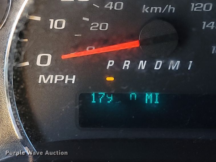 image for item KQ9108 2010 Chevrolet Express G3500  school bus