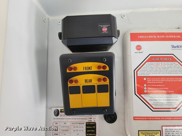 image for item KQ9108 2010 Chevrolet Express G3500  school bus